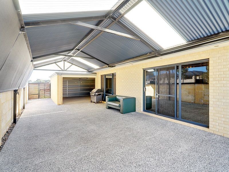 14 Macdougal Way, Harrisdale WA 6112