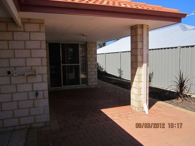 5 Lambeth Circle, Wellard WA 6170