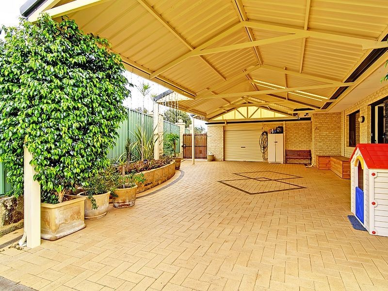 184 Glen Iris Drive, Jandakot WA 6164