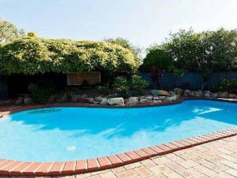 5 Keys Court, Leeming WA 6149