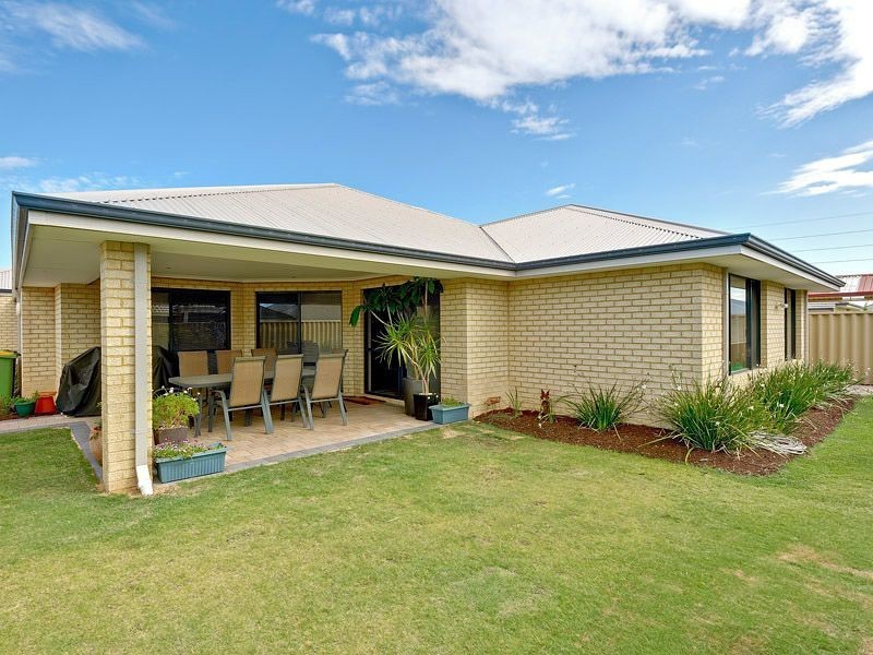 11 Whimbrel Way, Harrisdale WA 6112