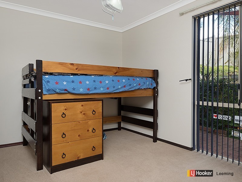 15 Brandwood Gardens, Leeming WA 6149