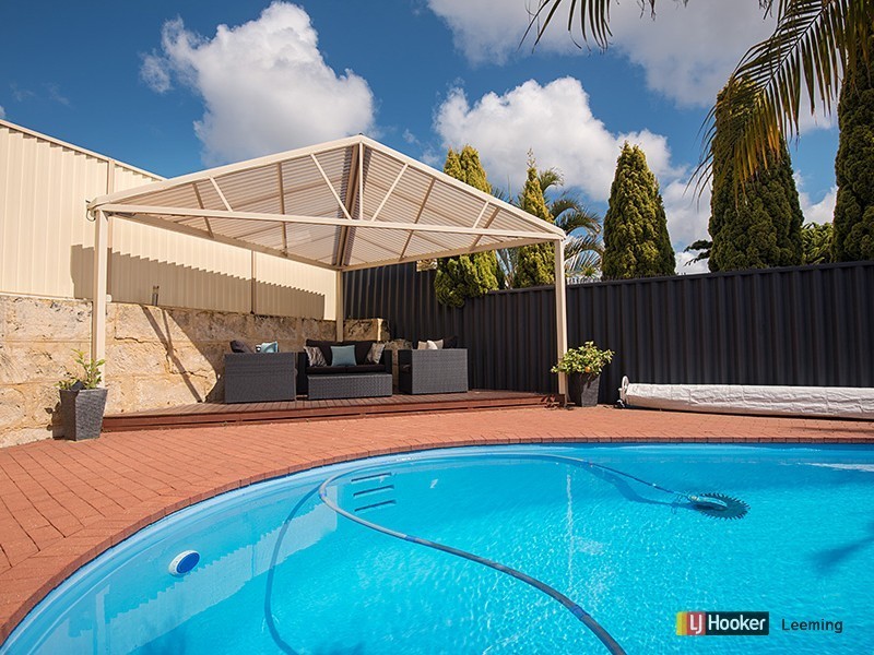 15 Brandwood Gardens, Leeming WA 6149