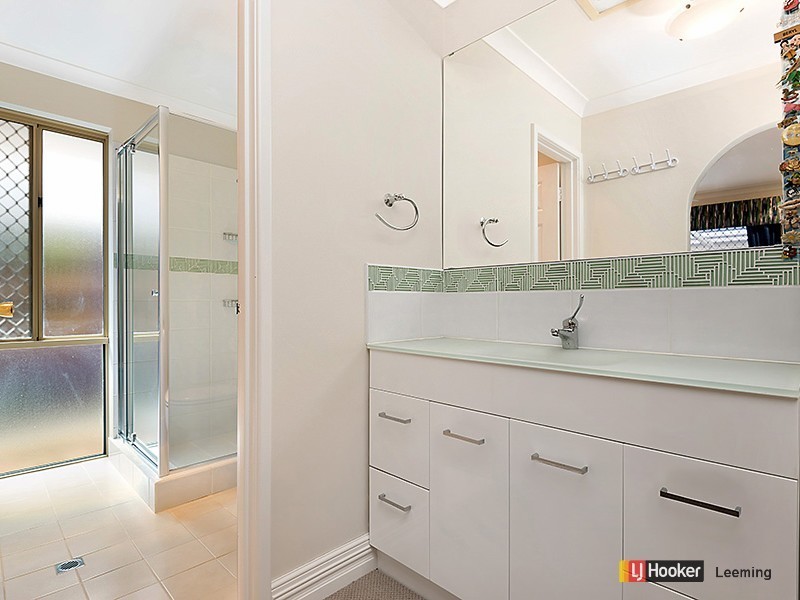 106 Findlay Road, Leeming WA 6149