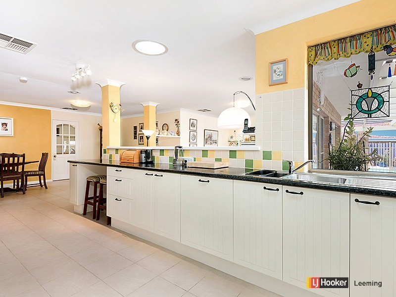 106 Findlay Road, Leeming WA 6149