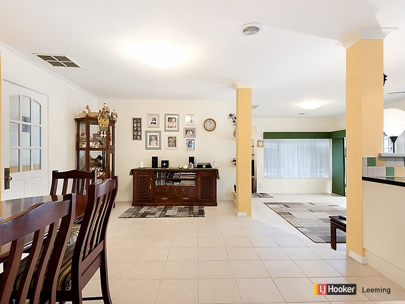 106 Findlay Road, Leeming WA 6149