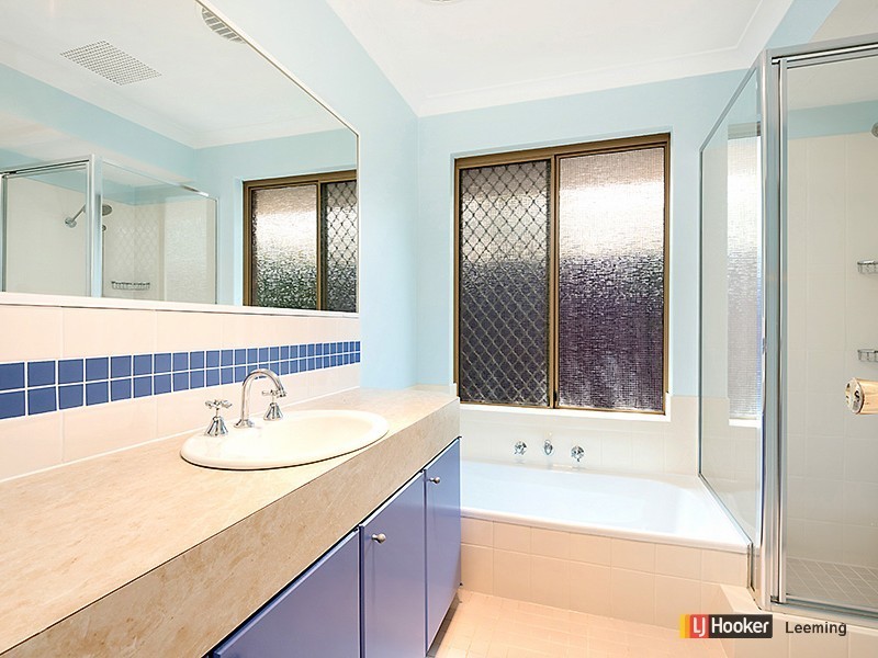 106 Findlay Road, Leeming WA 6149