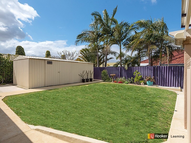 106 Findlay Road, Leeming WA 6149