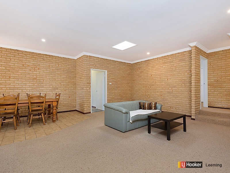 9 Thrum Close, Leeming WA 6149