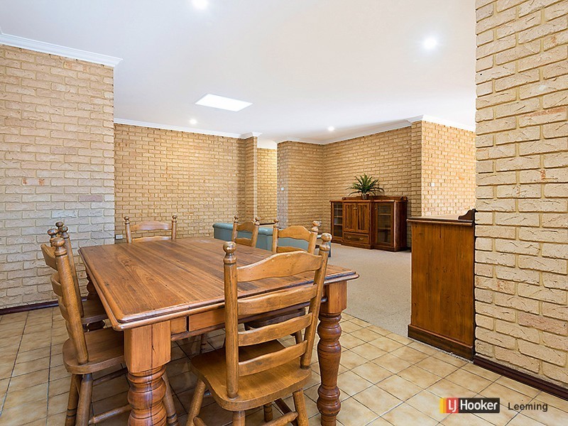 9 Thrum Close, Leeming WA 6149