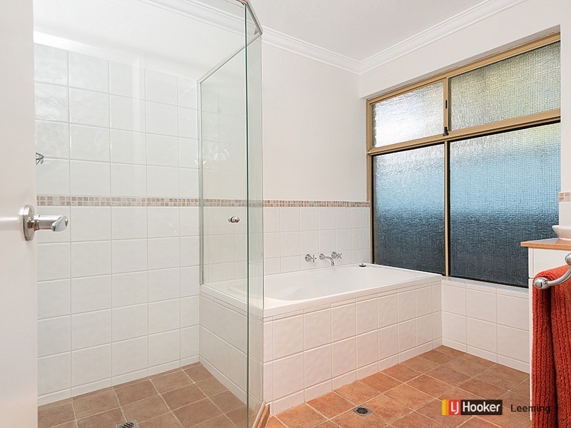 9 Thrum Close, Leeming WA 6149