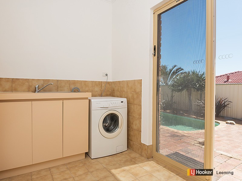 9 Thrum Close, Leeming WA 6149