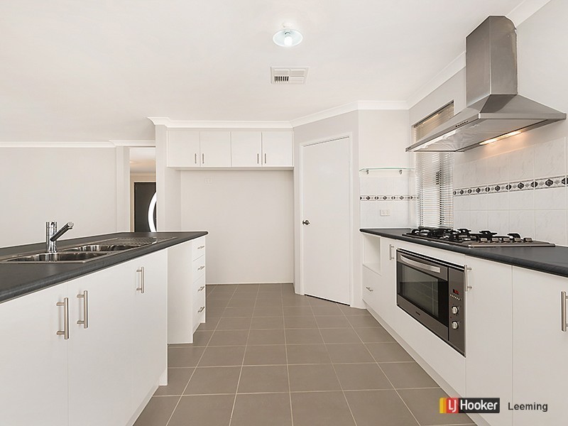 6 Culture Link, Piara Waters WA 6112