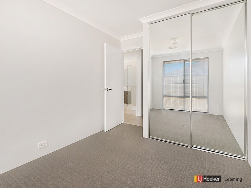 6 Culture Link, Piara Waters WA 6112