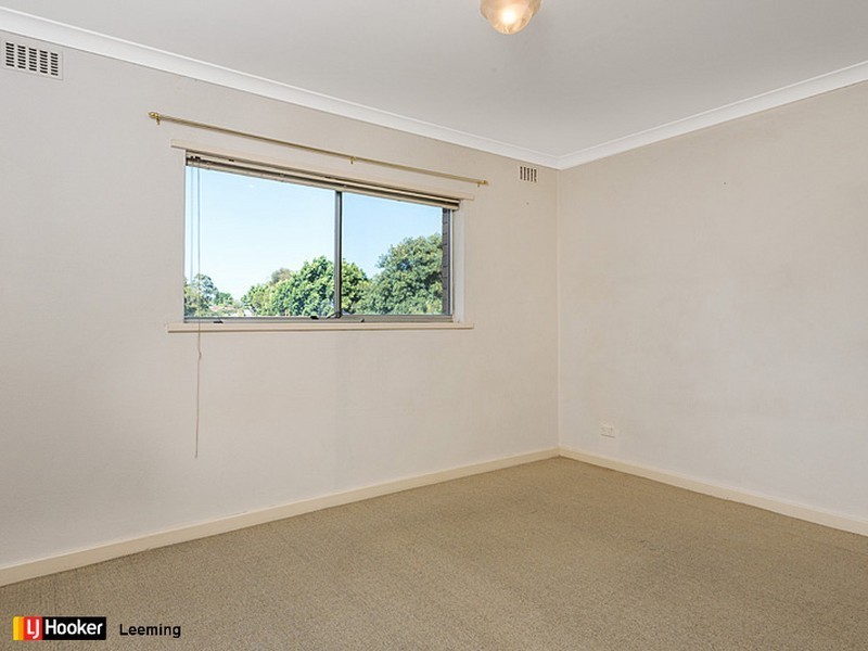 16/2 Gregory Way, Coolbellup WA 6163