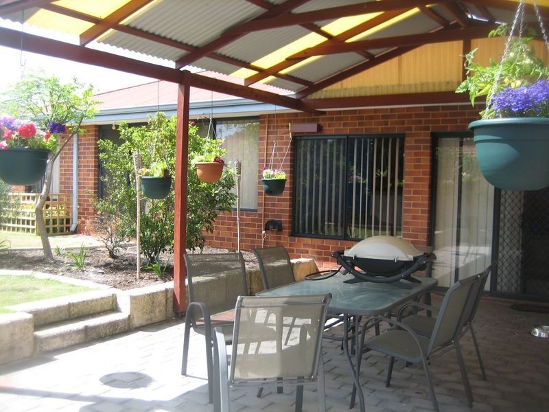 13 Delton Way, Atwell WA 6164