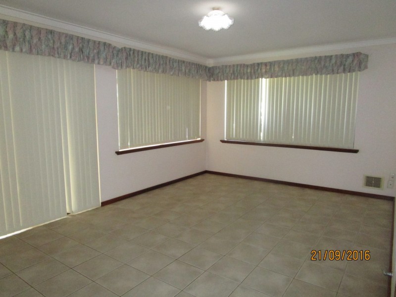 38 Broadbent Loop, Leeming WA 6149