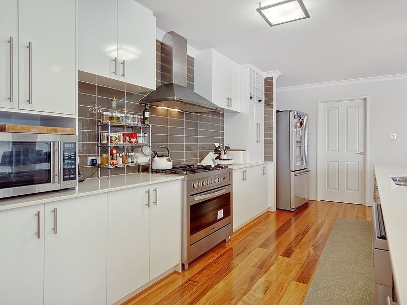 14 Lugano Terrace, Beeliar WA 6164