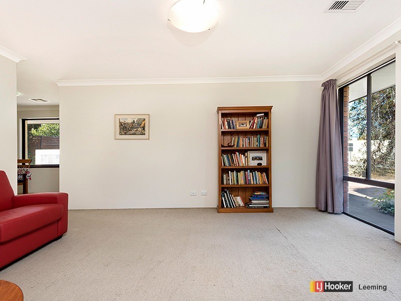 16 London Way, Bateman WA 6150