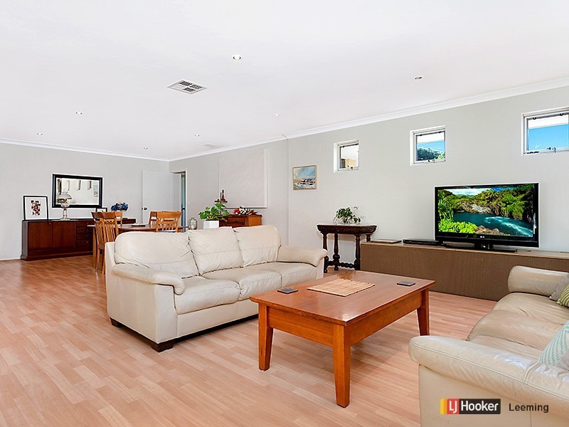 16 London Way, Bateman WA 6150