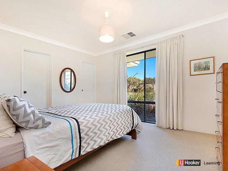 16 London Way, Bateman WA 6150