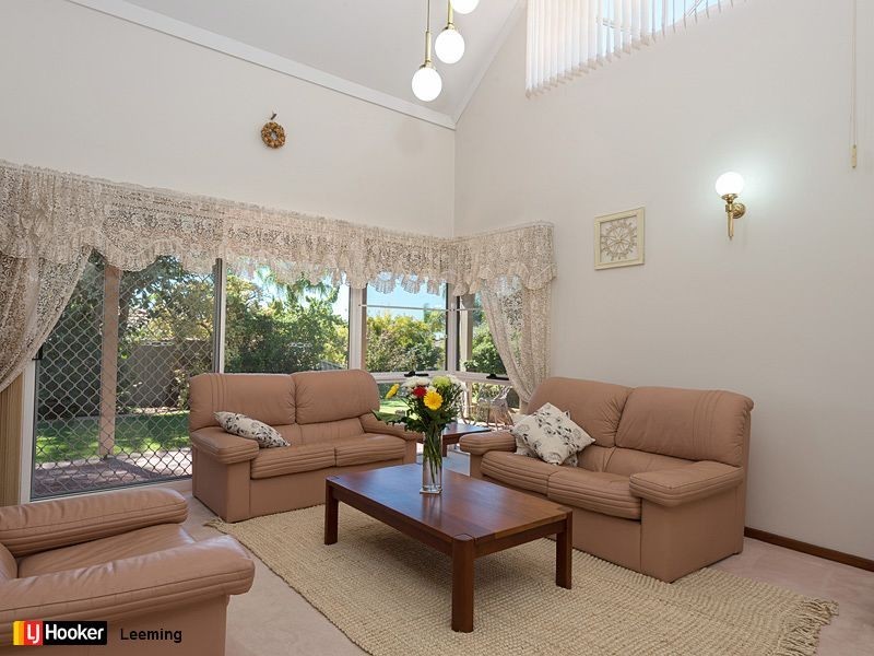 4 Wildwood Heights, Leeming WA 6149