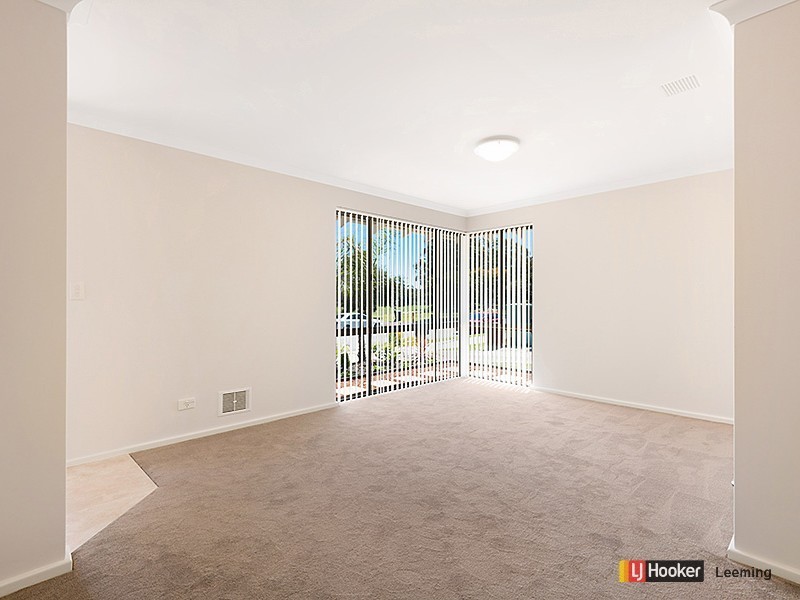 9B Dundee Street, Leeming WA 6149