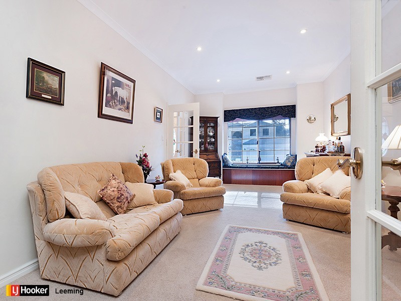 9 Portsea Gardens, Jandakot WA 6164