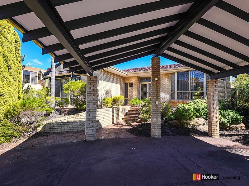 14A Castlemain Heights, Leeming WA 6149