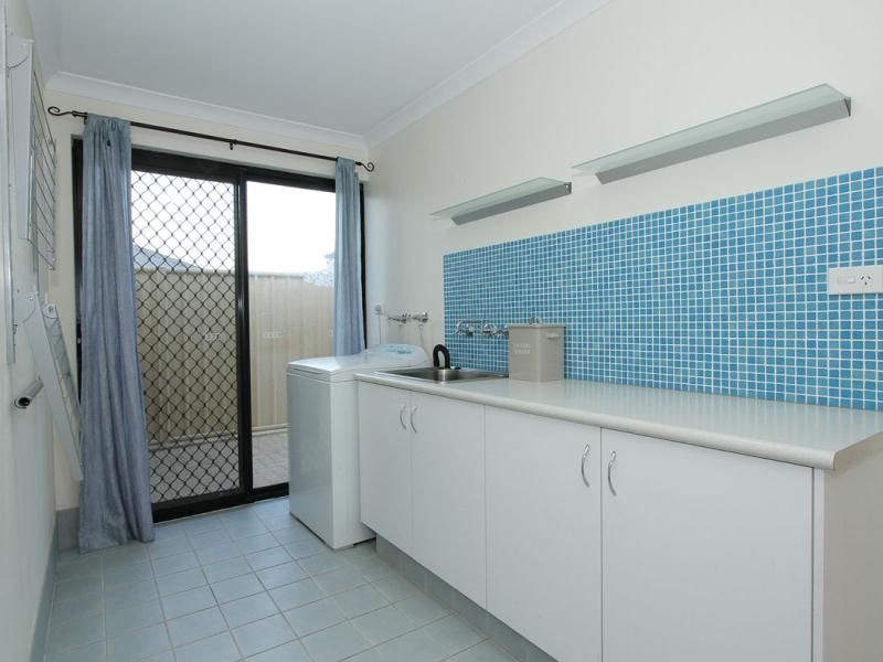 13 Goshawk Pass, Beeliar WA 6164