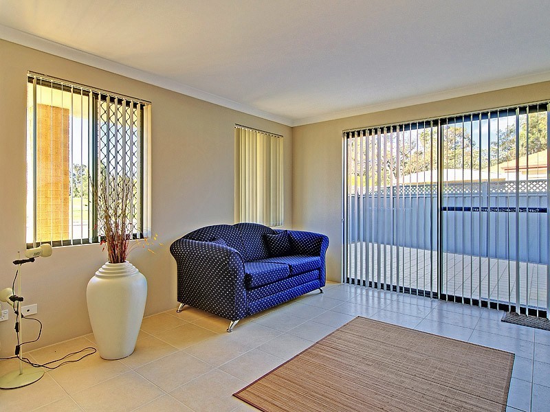38 Abingdon Crescent, Wellard WA 6170
