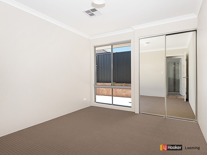 9 Plavin Street, Piara Waters WA 6112