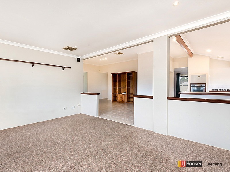 2 Pumice Court, Forrestfield WA 6058