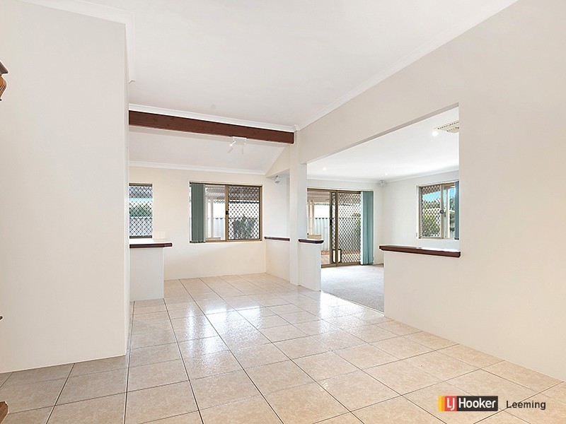 2 Pumice Court, Forrestfield WA 6058