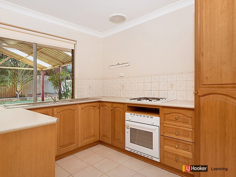 7 Laughton Way, Leeming WA 6149