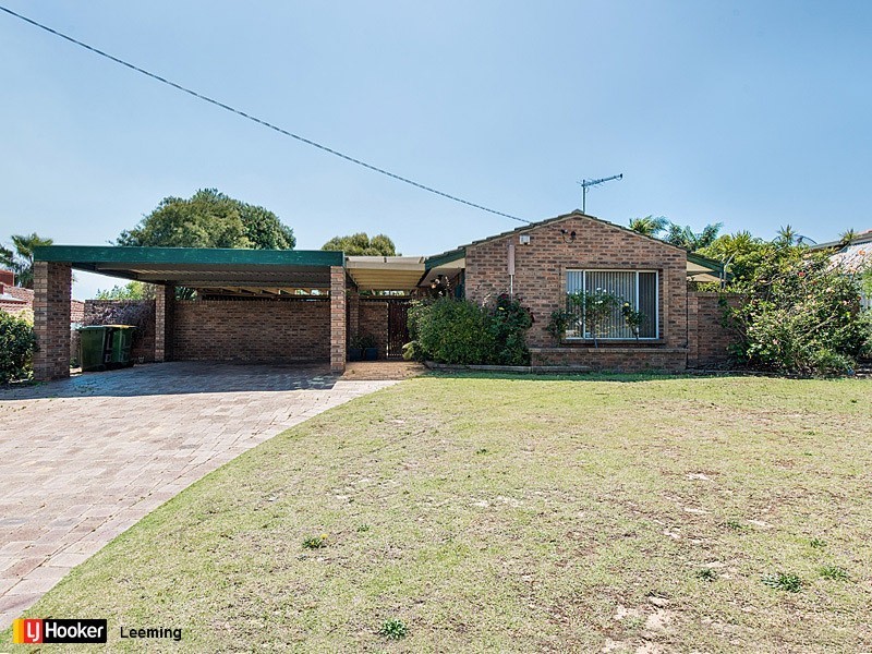 110 Bolderwood Drive, South Lake WA 6164