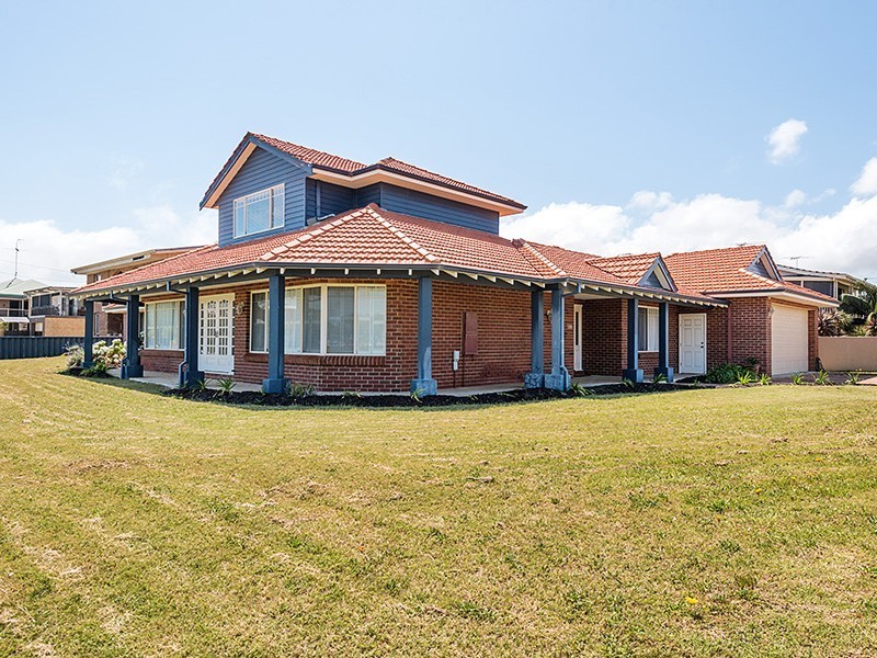 12 Assam Street, Madora Bay WA 6210