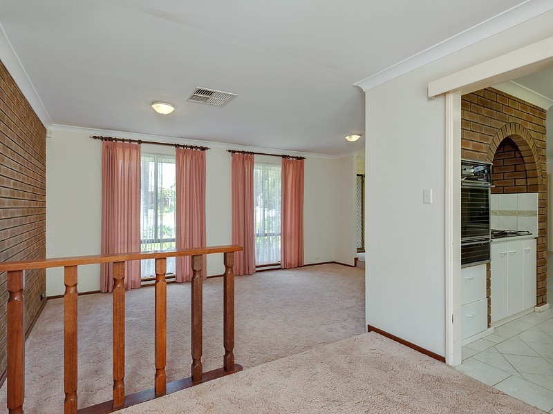 11 Cygnet Court, Yangebup WA 6164