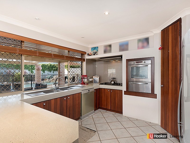 13 Barcombe Way, Leeming WA 6149