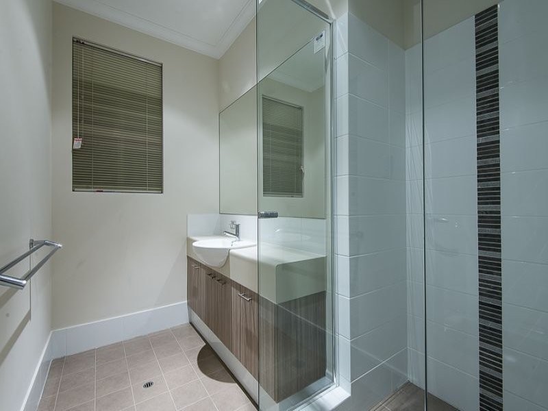65 Lyon Road, Atwell WA 6164