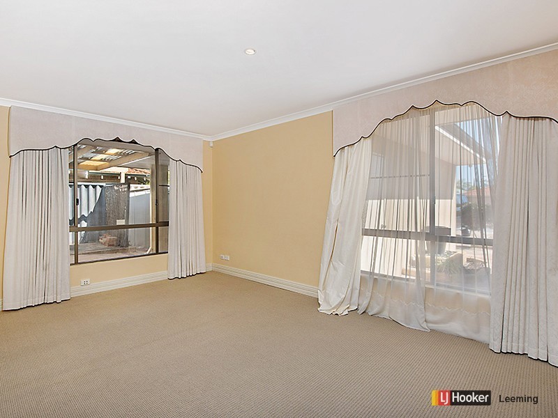 95 Lydon Boulevard, Atwell WA 6164