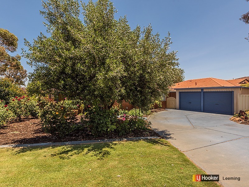 10 Stallwood Gardens, Leeming WA 6149