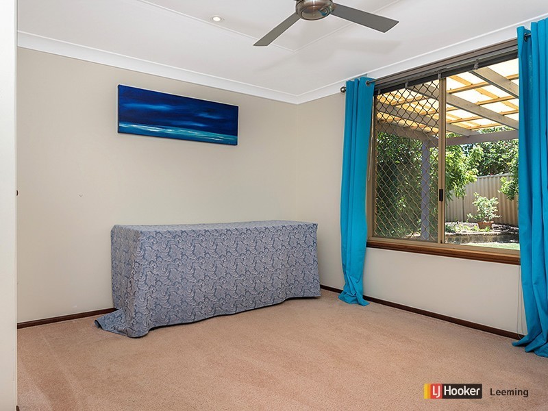 10 Stallwood Gardens, Leeming WA 6149