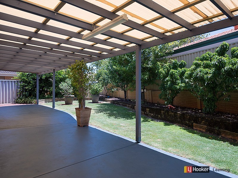 10 Stallwood Gardens, Leeming WA 6149