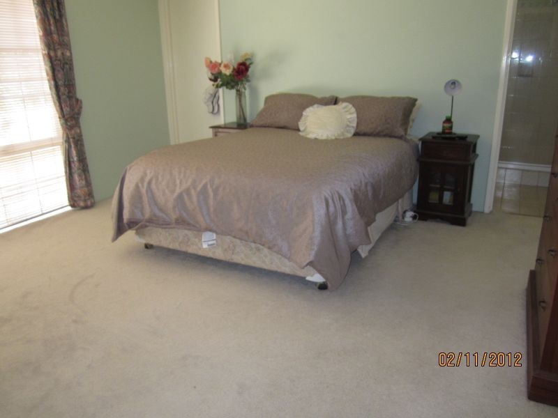 4 Heatherlea Parkway, Leeming WA 6149