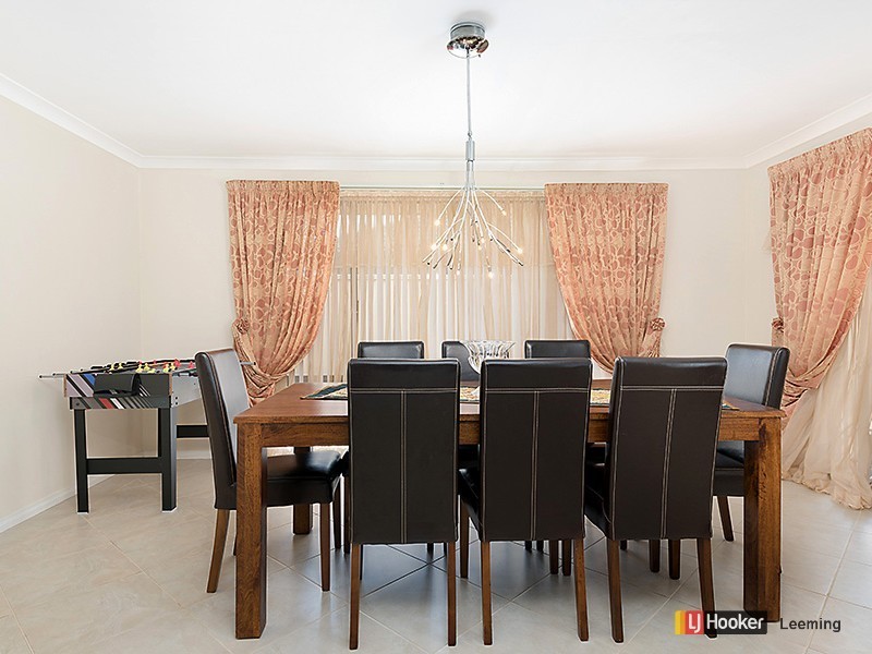 5 Dupont Way, Canning Vale WA 6155