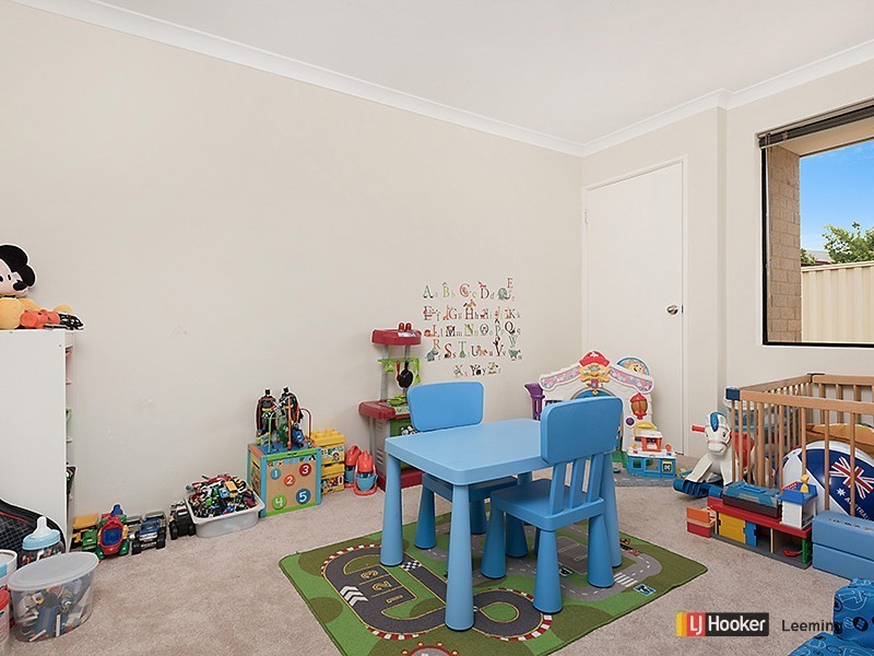 5 Dupont Way, Canning Vale WA 6155