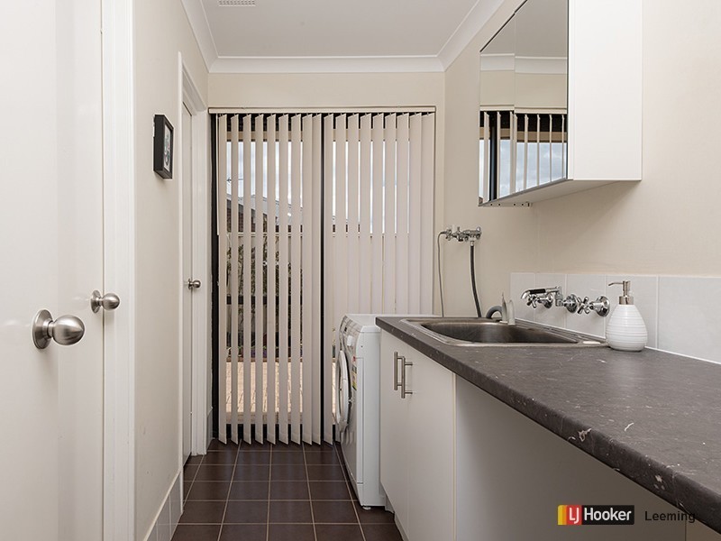 5 Dupont Way, Canning Vale WA 6155