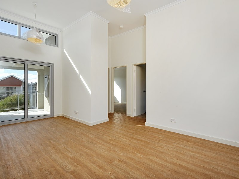 12/12 Bushlark Turn, Erskine WA 6210