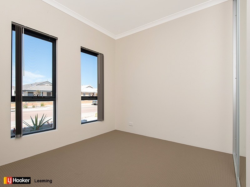 69 Veterans Drive, Byford WA 6122